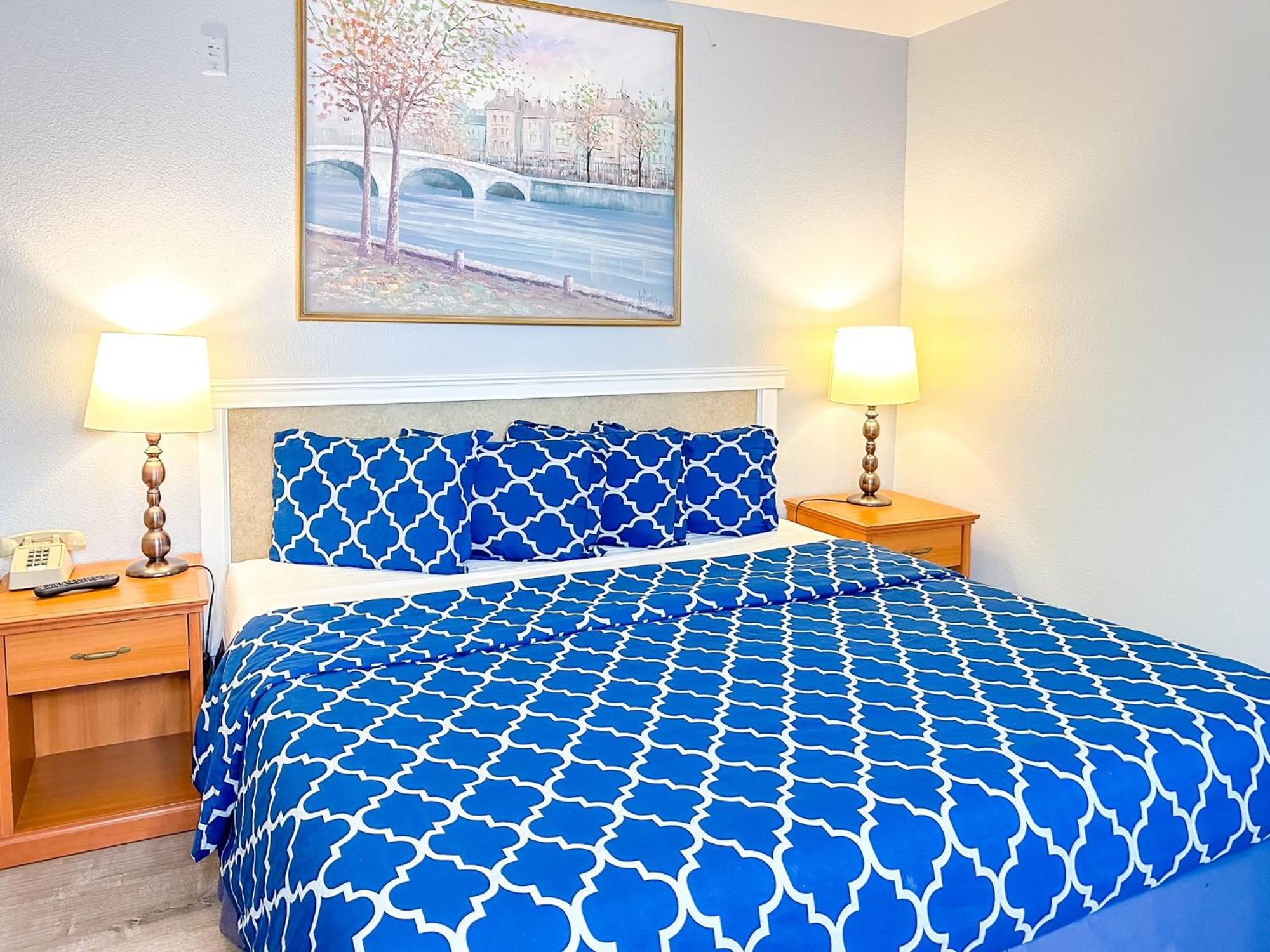 שורליין Americas Inn & Suite מראה חיצוני תמונה